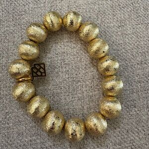 Luxurious Gold Beaded Bracelet